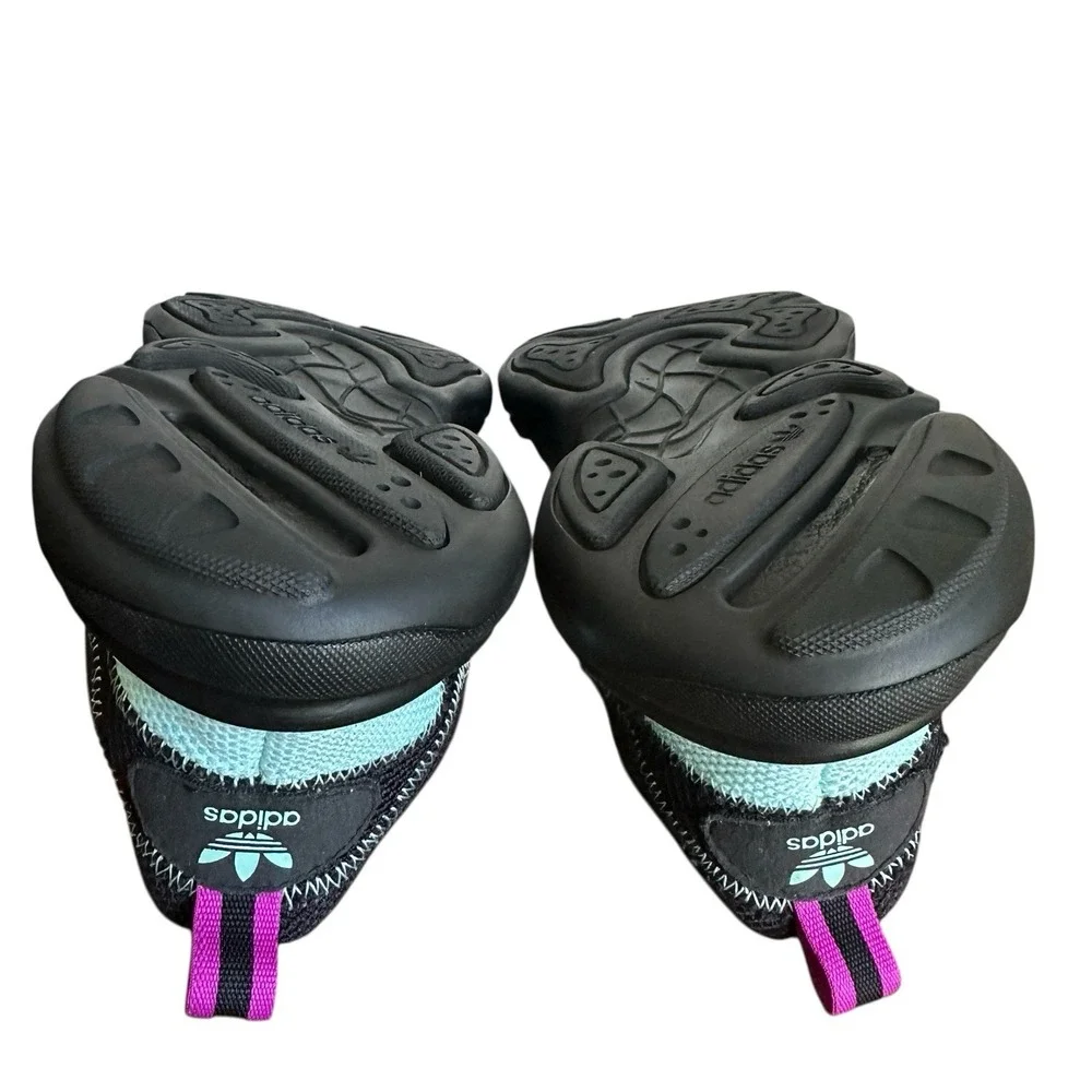 Adidas Originals Haiwee Sneakers Athletic Shoes Women's Size 9 Black Pink EF4457